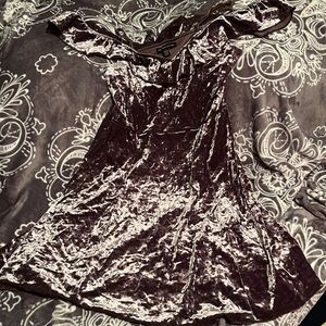 American Eagle Outfiters velour dress M